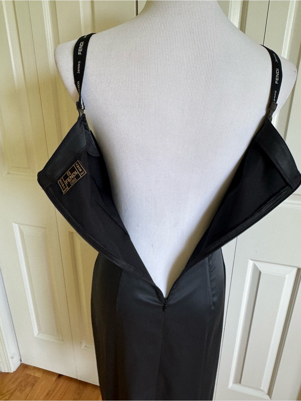 FENDI Jeans Black Bodycon Cocktail Dress 8 EUC - Picture 5 of 7